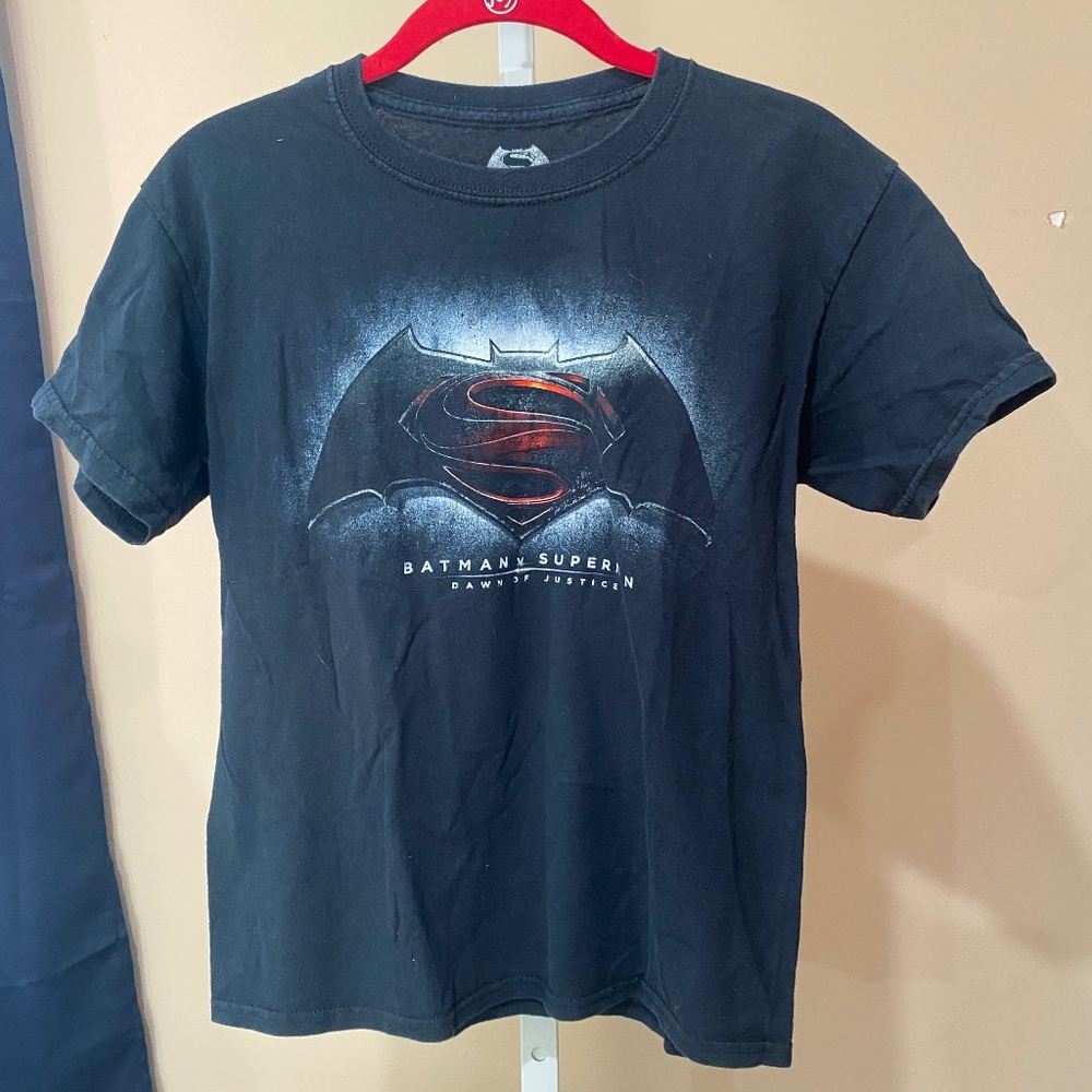 Batman v. Superman: Dawn of Justice Logo T-Shirt